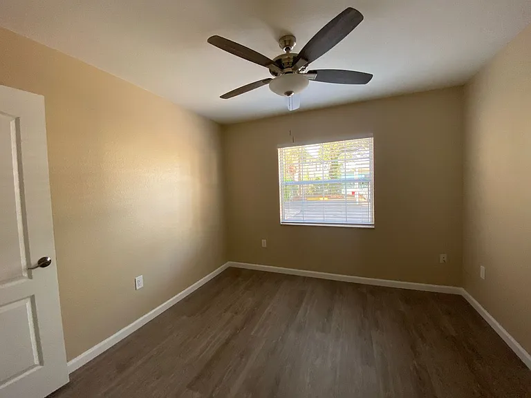 Citadel Apartments of Venice at Nolan Park — Photo 19