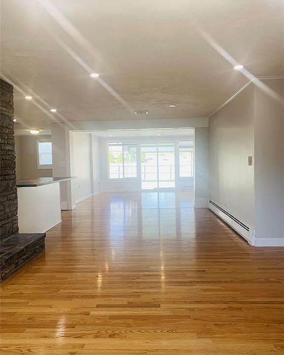 23 Rangeley Rd, Cranston, RI 02920 Zillow