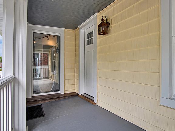 4th image of 8837 Olden Ave