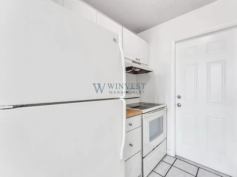 Presidential View Apartments — Photo 57
