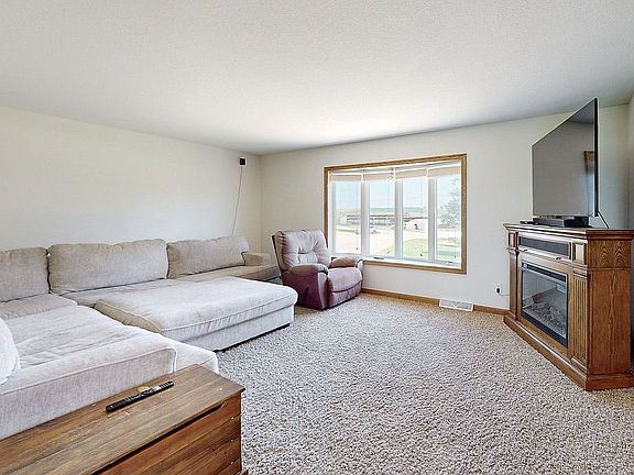 3rd image of 6657 Placid Rd
