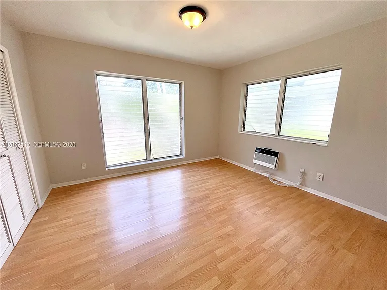 825 Euclid Ave #9 — Photo 9