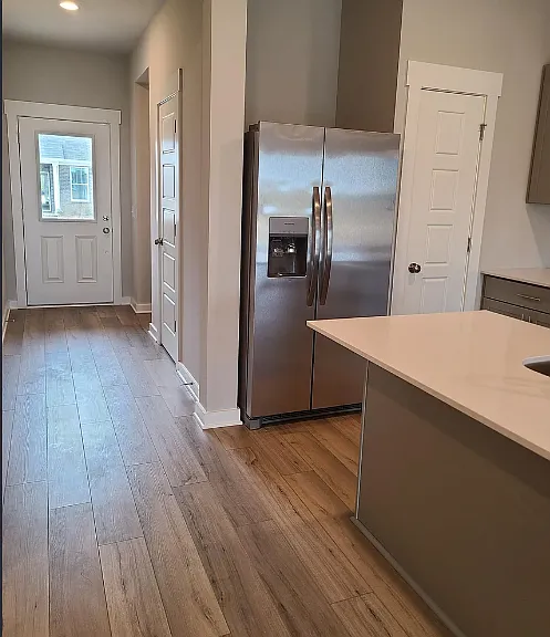 383 Casper Dr — Photo 3