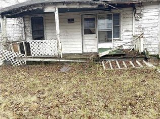 705 W Harrison St, Reidsville, NC 27320