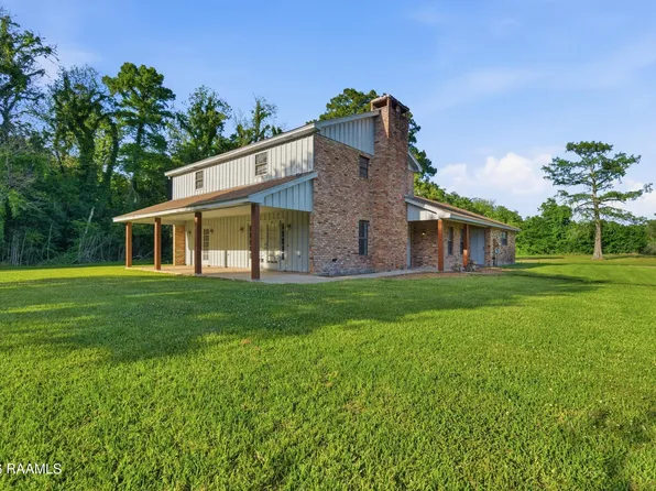 156 Magnifique Rd, Breaux Bridge, LA 70517