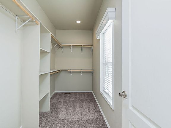 5th image of 3129 Withers Ave