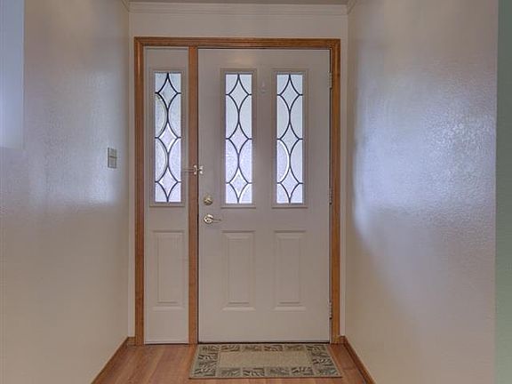 2nd image of 1535 Sonoma St