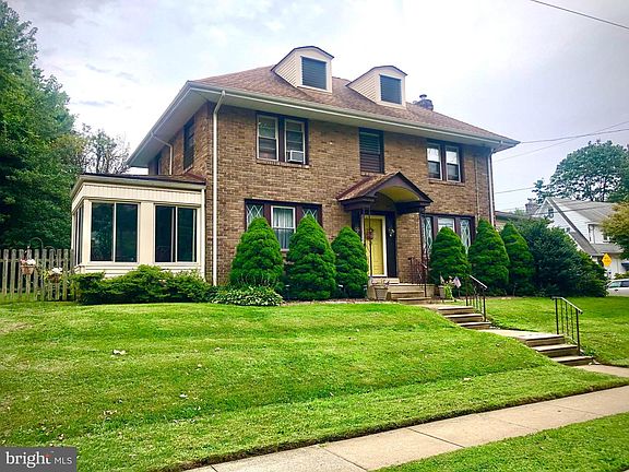 3rd image of 3314 Highland Ave