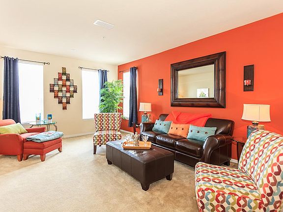 5th image of 3601 Victoria Manor Dr APT 109