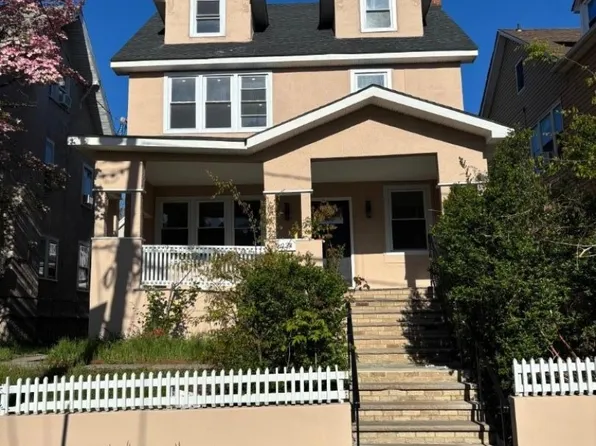 222 E 30Th St, Paterson City, NJ 07514