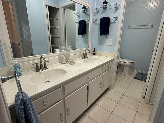5th image of 8724 Croton Ct