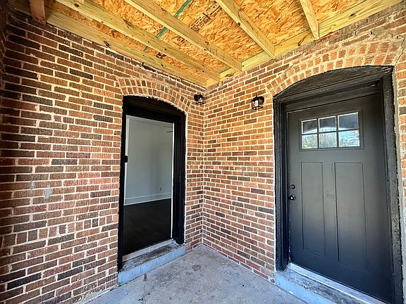3rd image of 1316 NW 9th St #1/2