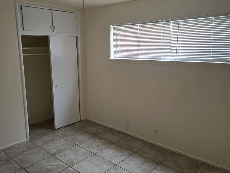 2-6010 Martin Luther King Jr Blvd — Photo 6