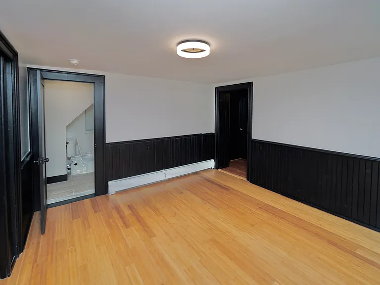 4 Grand St #1 — Photo 10