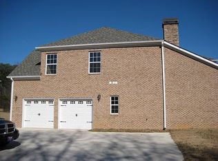 619 Westbridge Rd, Fayetteville, GA 30214