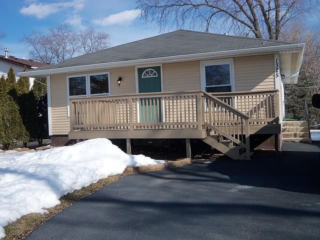 1st image of 1325 Park Dr