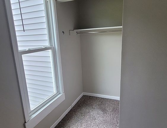 5th image of 2824 McKoon Ave #0