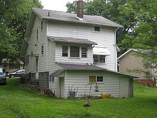3rd image of 3570 Franklin Rd