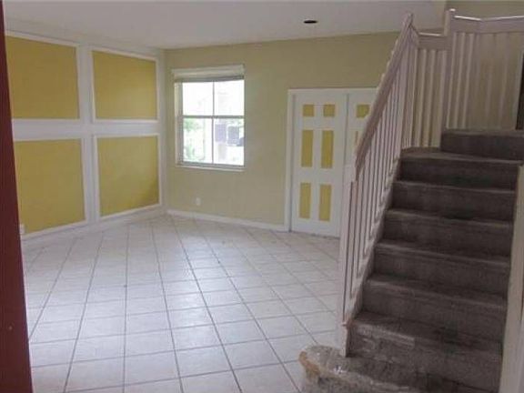 5th image of 1505 Presidio Dr