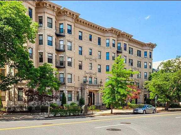 2nd image of 1111 Boylston St APT 34