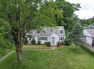 25 Fernwood Rd, Southwick, MA 01077