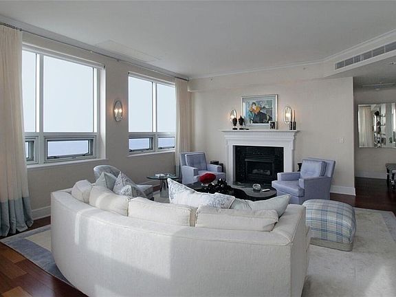4th image of 1 Tower Dr APT 2101