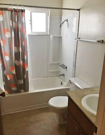 5th image of 2295 Anna Dr APT 1