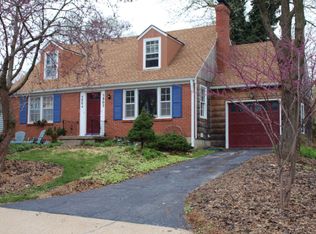 5802 Russell St, Mission, KS 66202