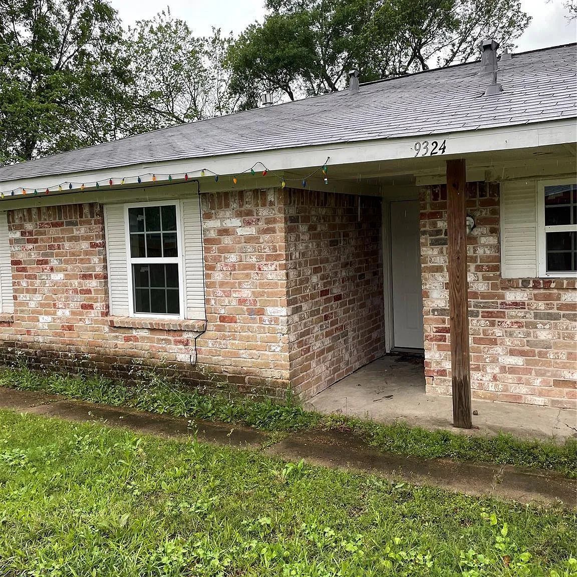 3 bed, 1.5 bath, 1095 sqft, $1,225 — Photo 1