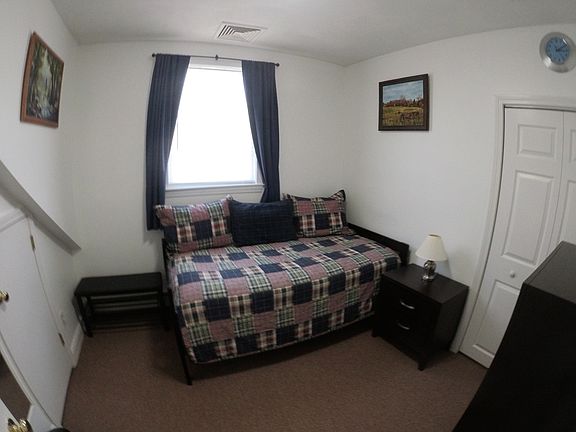 3rd image of 2 Chestnut Hill Ave APT 5