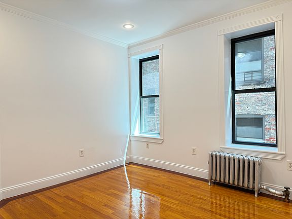 5th image of 220 W 21st St APT 3C