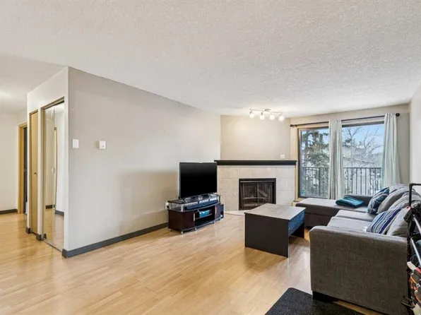 13045 N 6th St SW #4303, Calgary, AB T2W 5H1