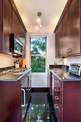 Sold by Corcoran | media 24