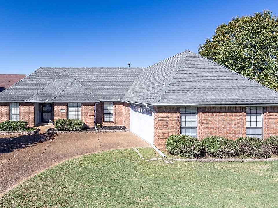 1st image of 3817 Thistle Knoll Cv