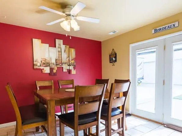 83 Mesa Verde Dr, Glenrock, WY 82637