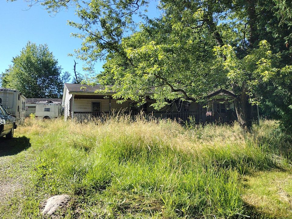 1st image of 18697 Beverly Ave