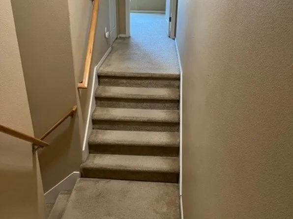 1296 SW Mill Pond Pl Unit 200, Bend, OR 97702