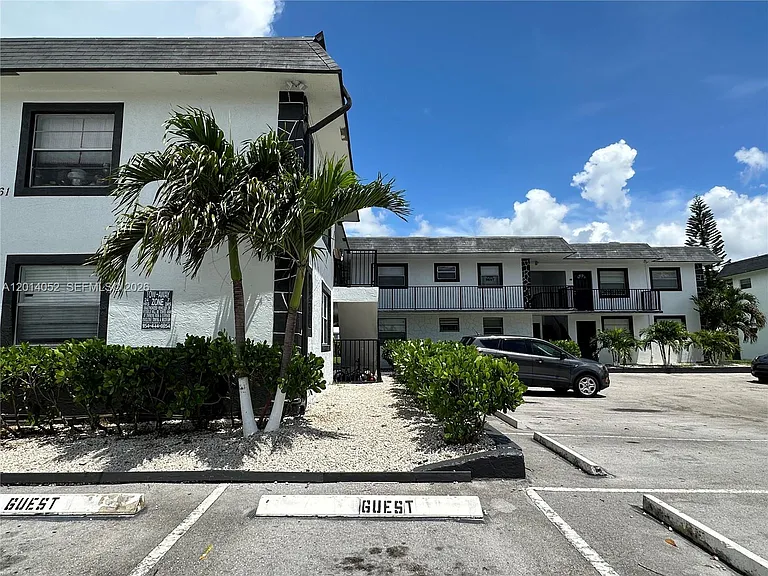 5841 SW 36th Ct #205 — Photo 25