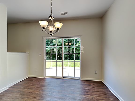 4th image of 4095 Shadetree Dr