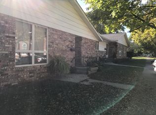 305 N 4th St, Fairbury, IL 61739