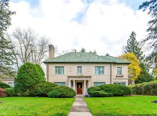 48 Grosvenor Rd, Rochester, NY 14610