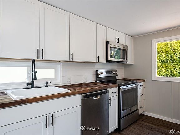 5th image of 2500 Samish Way Trailer 11