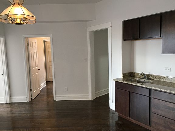 5th image of 3966 W Grand Ave #2F