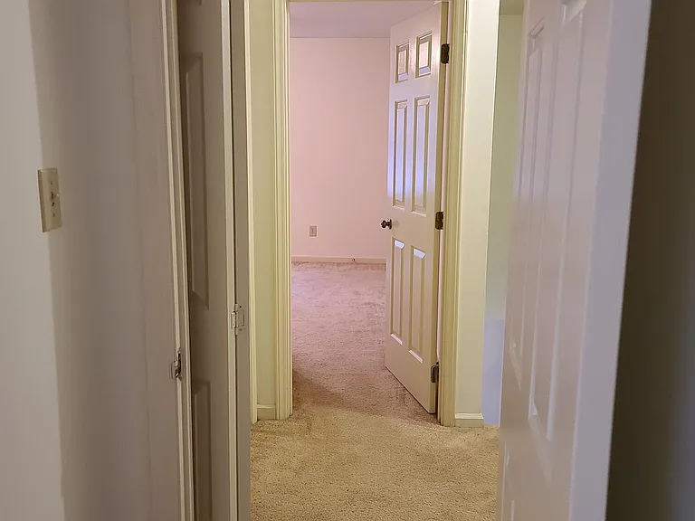 6416 Meadow View Dr — Photo 48