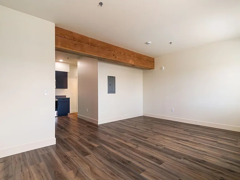 720 Murdock St — Photo 11