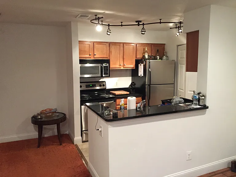11704 Olde English Dr #H — Photo 15