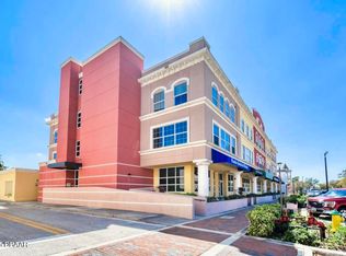 208 Wall St APT 200, Daytona Beach, FL 32114