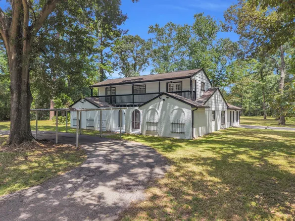 33102 Rollingwood Dr, Pinehurst, TX 77362
