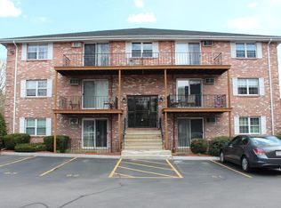 3 Karen Cir APT 10, Billerica, MA 01821