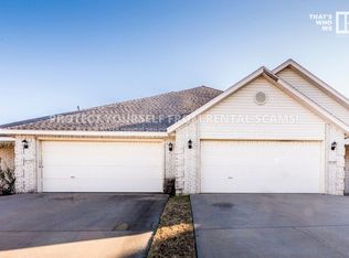 6104 W Milliken Bnd, Fayetteville, AR 72704